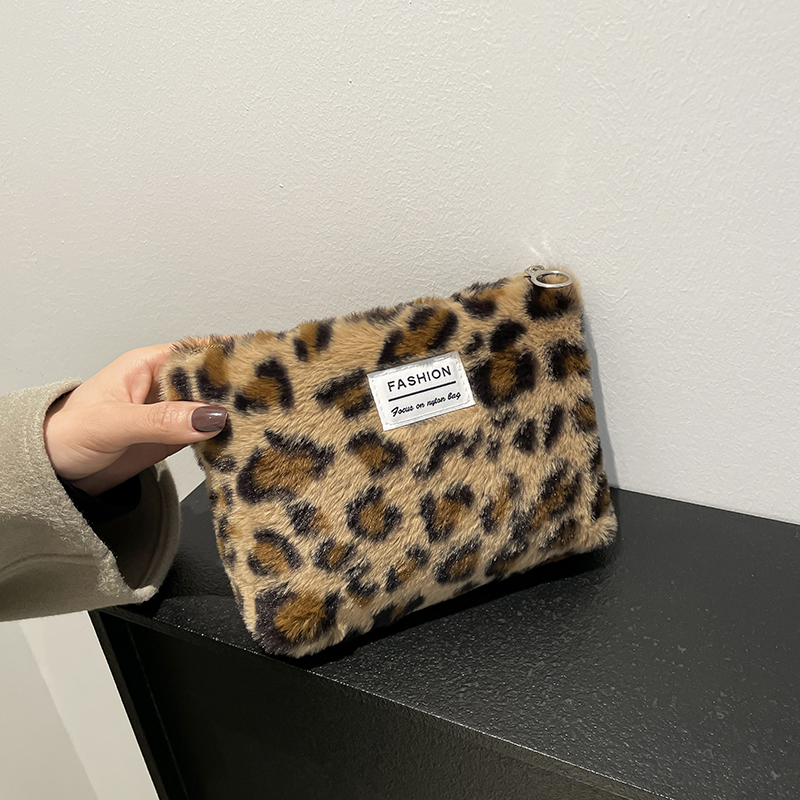 Leopard print plush Makeup Bag - Beauty Makeup Women recension och pris